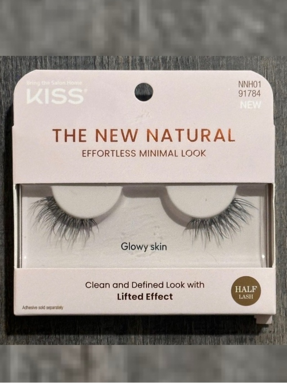 💞 New KISS The New Natural Half Lash Black Glowy Skin Lashes
